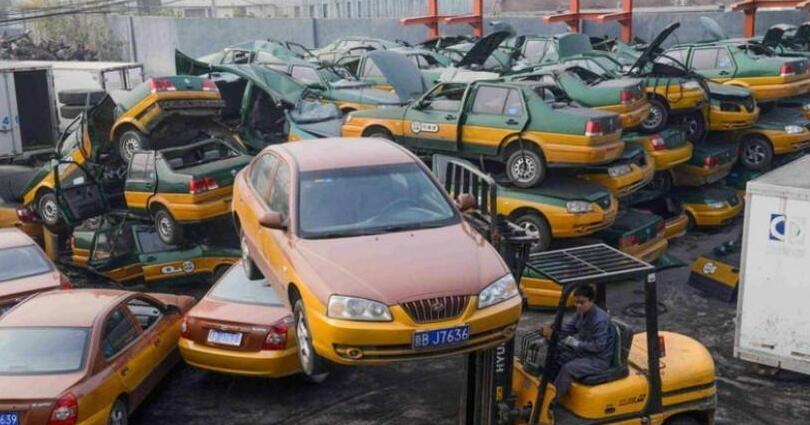盱眙县出租车报废年限是多久？
